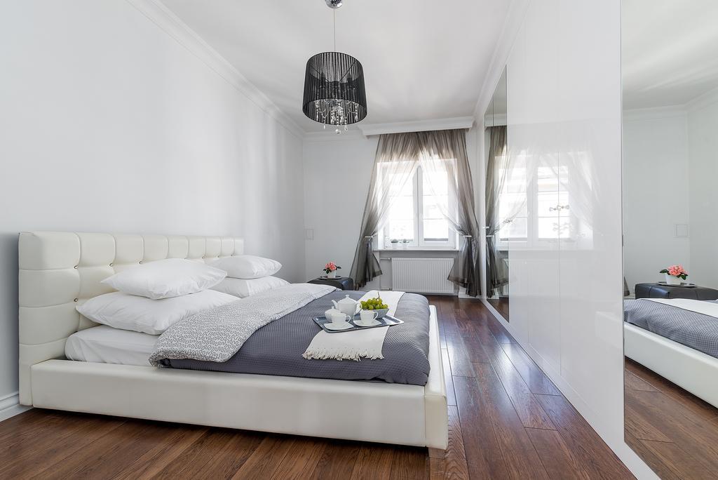 P&O Apartments Old Town Варшава Экстерьер фото
